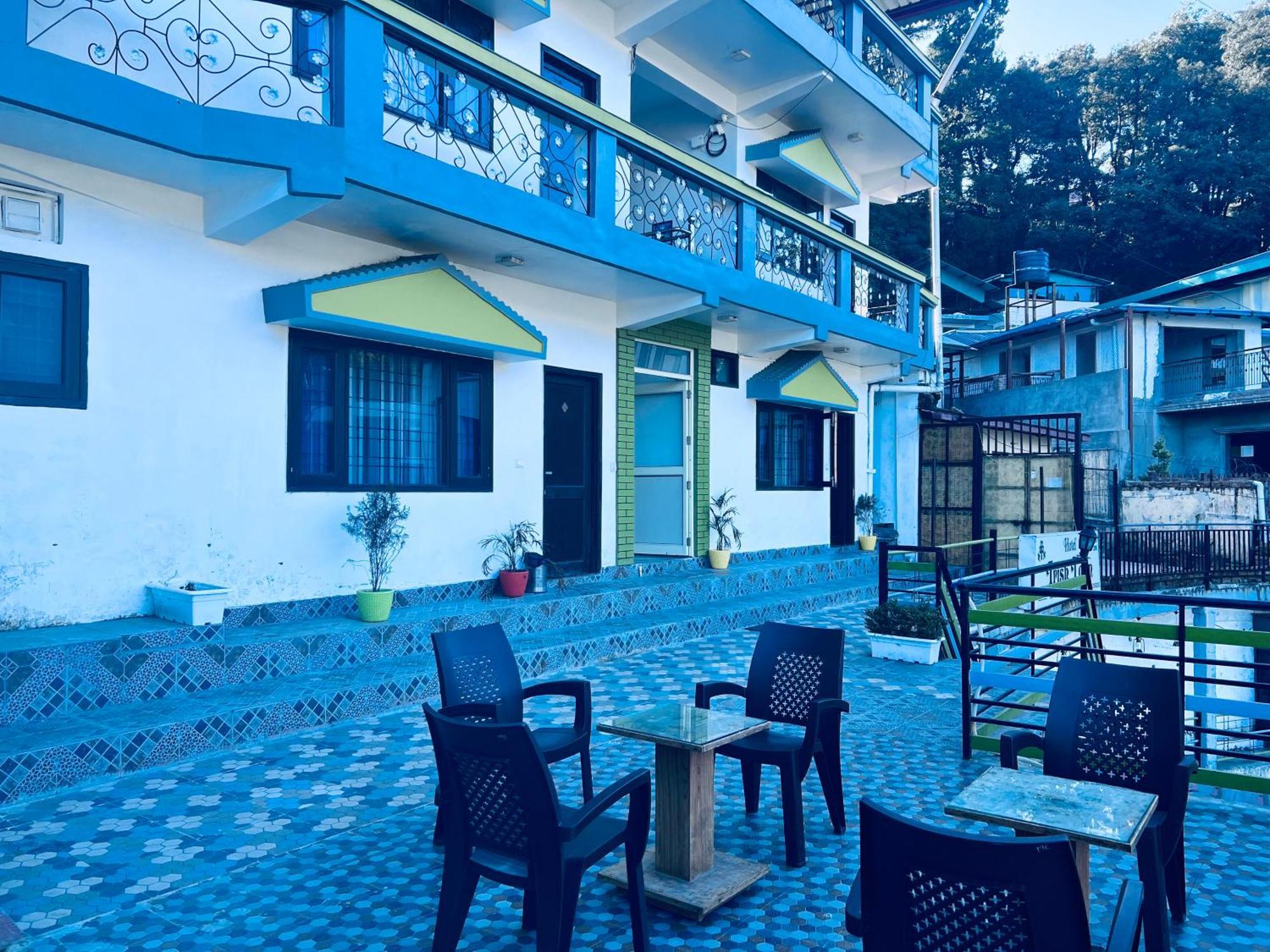 Hotel Irish Town Mussoorie Esterno foto