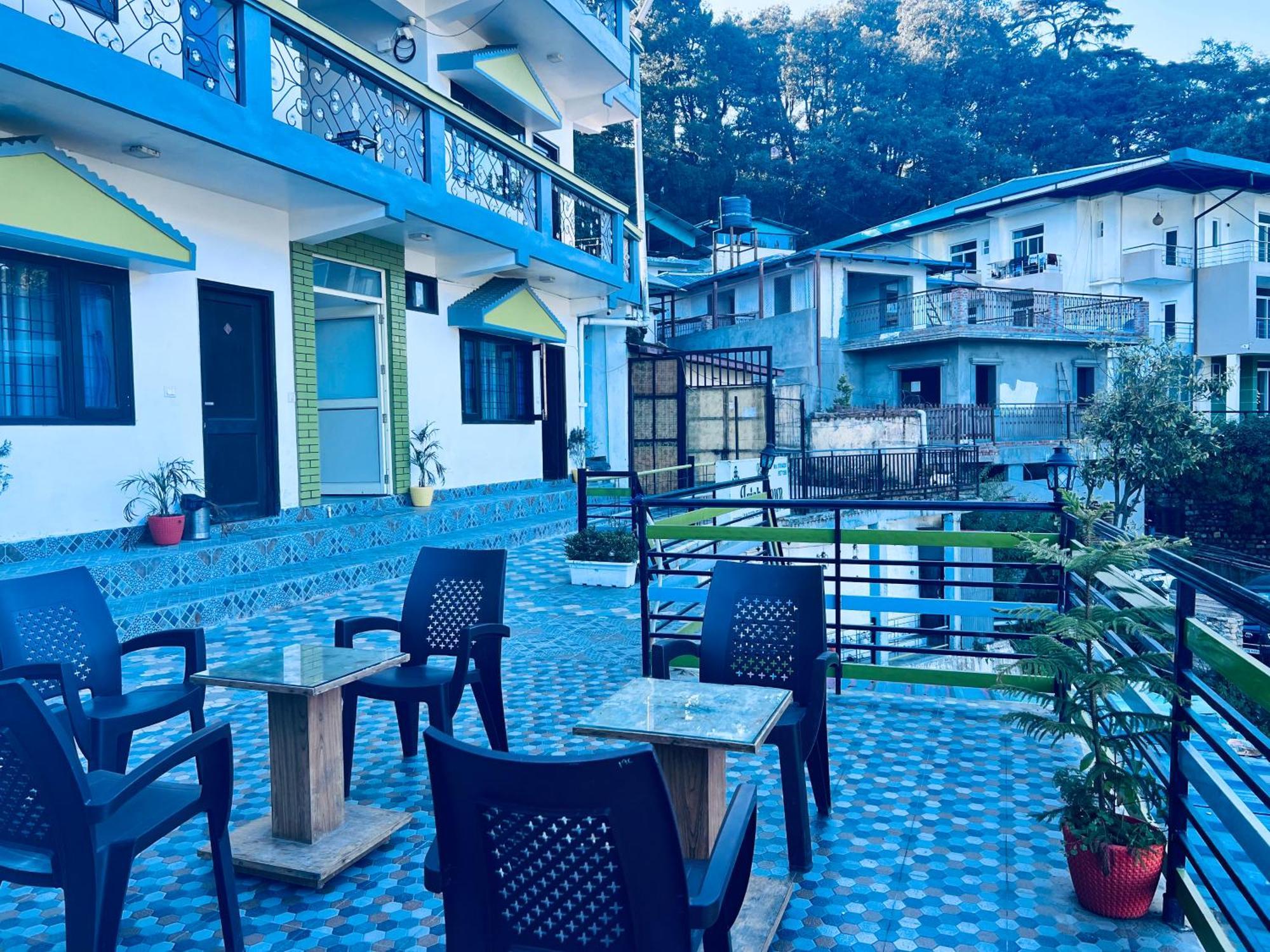 Hotel Irish Town Mussoorie Esterno foto